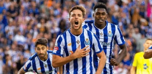 Nico González con la camiseta del Oporto - Cordon Press